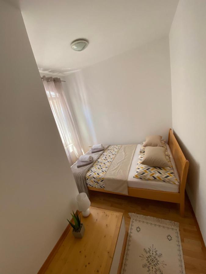 Shadi Apartment โคเปร์ ภายนอก รูปภาพ